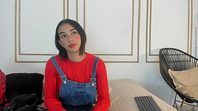 Snapshot of emily_gaviria1 chatting on 04-28-26, 12:20 emily gaviria1 online show from 04-28-26, 12:20