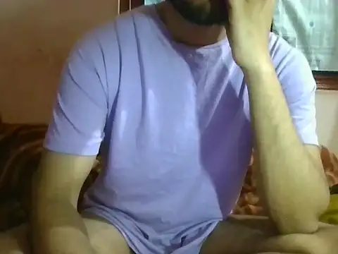 Snapshot of alone_2k26 chatting on 02-24-26, 02:18 alone 2k26 online show from 02-24-26, 02:18