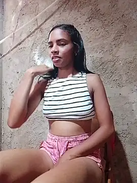 Snapshot of valentina_gomez1 chatting on 05-27-26, 12:45 valentina gomez1 online show from 05-27-26, 12:45