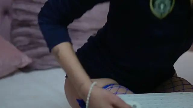 Snapshot of CarinaFoxy chatting on 03-01-26, 09:59 CarinaFoxy online show from 03-01-26, 09:59