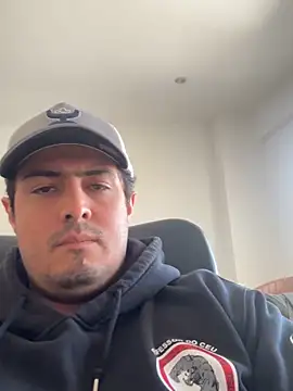 MaximoVaca online show from 02-23-26, 04:40