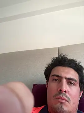 MaximoVaca online show from 03-11-26, 12:26