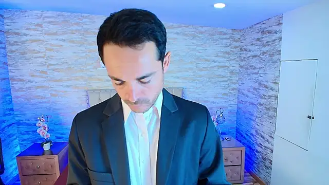 Snapshot of Adams_Sanz chatting on 05-19-26, 07:32 Adams Sanz online show from 05-19-26, 07:32