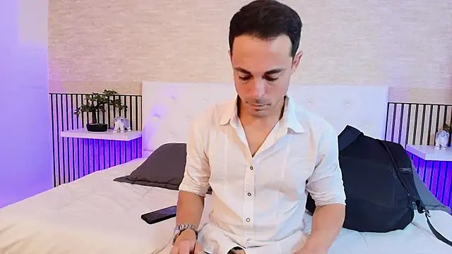 Adams Sanz online show from 03-26-26, 07:12