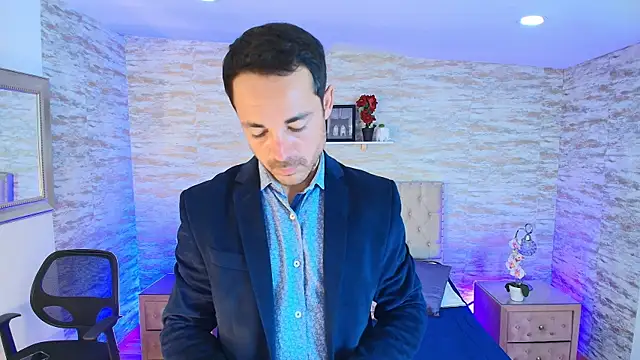Snapshot of Adams_Sanz chatting on 05-21-26, 08:39 Adams Sanz online show from 05-21-26, 08:39