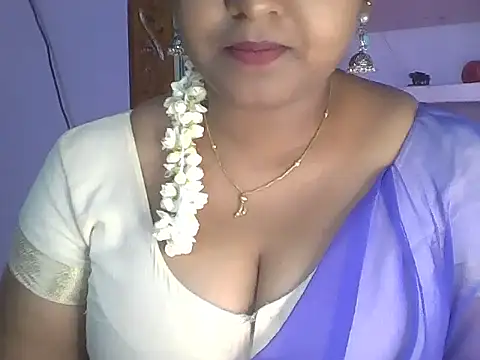 Snapshot of Tamil_Kuttyma chatting on 06-03-26, 01:01 Tamil Kuttyma online show from 06-03-26, 01:01