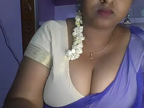 Snapshot of Tamil_Kuttyma chatting on 06-03-26, 02:33 Tamil Kuttyma online show from 06-03-26, 02:33