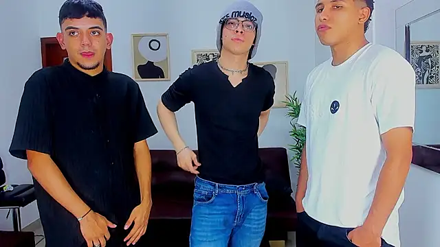 Snapshot of nobodyknows01 chatting on 03-02-26, 07:54 nobodyknows01 online show from 03-02-26, 07:54