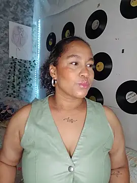 Snapshot of medusafox_ chatting on 05-03-26, 05:12 medusafox online show from 05-03-26, 05:12