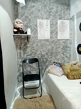 medusafox  online show from 03-19-26, 04:56