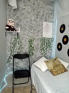 medusafox  online show from 04-11-26, 04:53