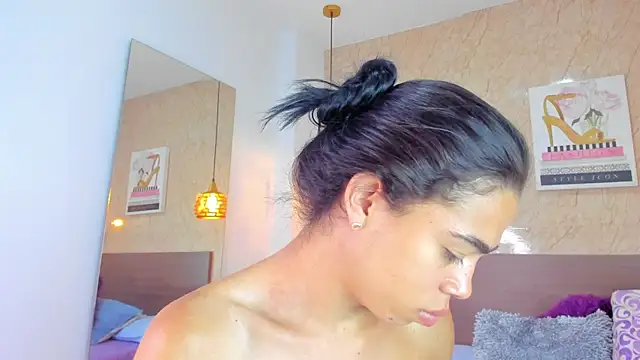 Miia03 online show from 04-13-26, 11:47