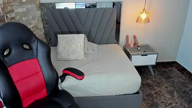 LUCIA KHAN online show from 03-11-26, 07:19