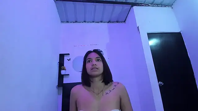 sapphire brown20 online show from 06-21-26, 10:26
