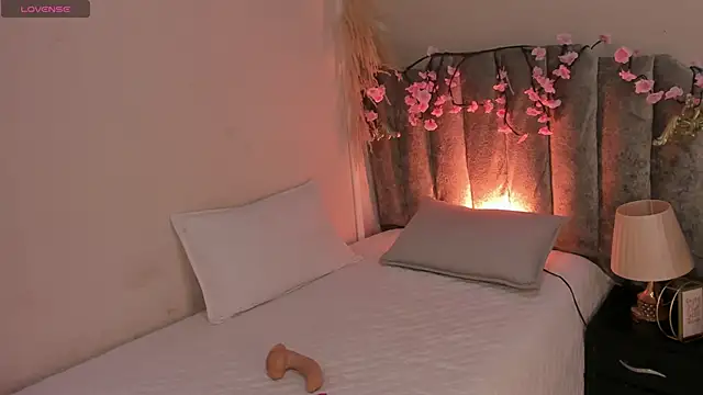 BeckaBlue online show from 04-02-26, 01:07