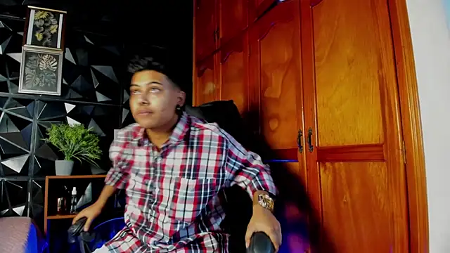 Noha  scott online show from 04-03-26, 02:34