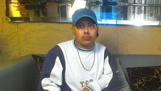 Noha  scott online show from 04-05-26, 02:35