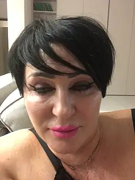 Snapshot of Kleotempt chatting on 02-24-26, 08:21 Kleotempt online show from 02-24-26, 08:21