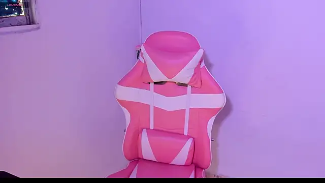 trianna sweet online show from 03-12-26, 12:20