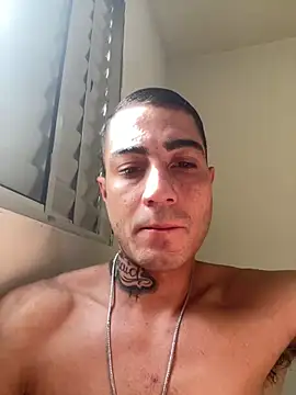 Snapshot of guimoooca chatting on 06-10-26, 03:02 guimoooca online show from 06-10-26, 03:02