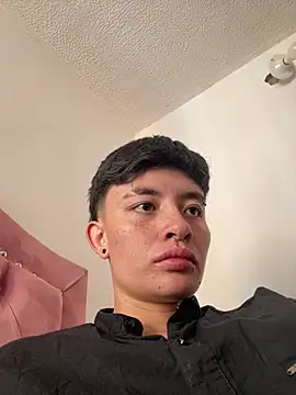 Snapshot of Tomnico_19 chatting on 03-01-26, 07:47 Tomnico 19 online show from 03-01-26, 07:47