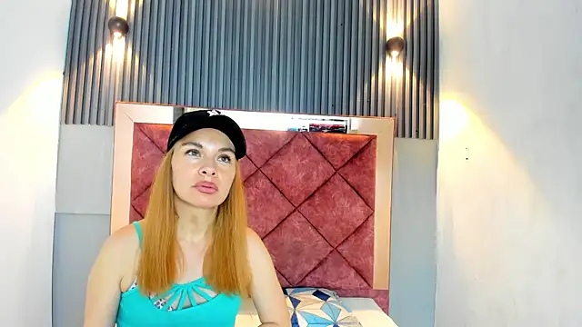 ESTHEER VARGAS online show from 03-03-26, 07:54