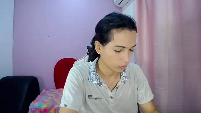 Larry craft online show from 03-26-26, 08:18