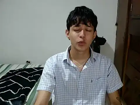 cute jisus online show from 04-22-26, 06:53