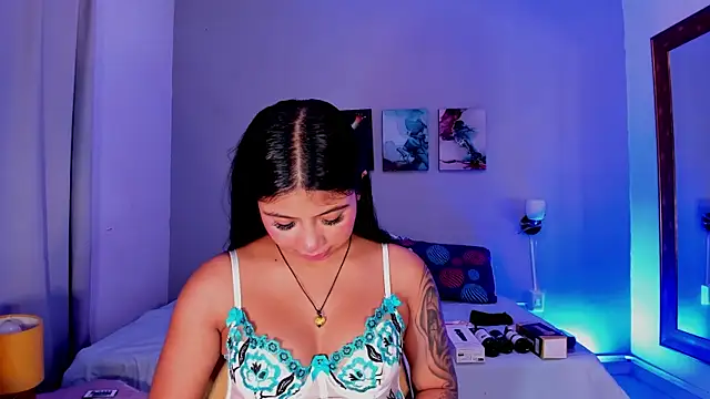 KimTaylorW online show from 07-09-26, 03:07