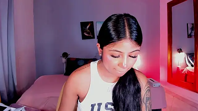 KimTaylorW online show from 07-17-26, 07:44