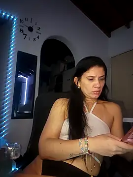 sashaaqueen online show from 03-11-26, 05:45