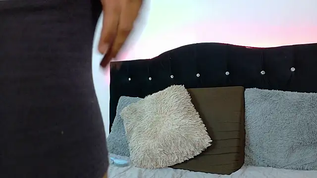 Eros Lux online show from 07-25-26, 12:33
