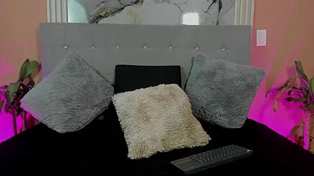 Eros Lux online show from 04-09-26, 12:11