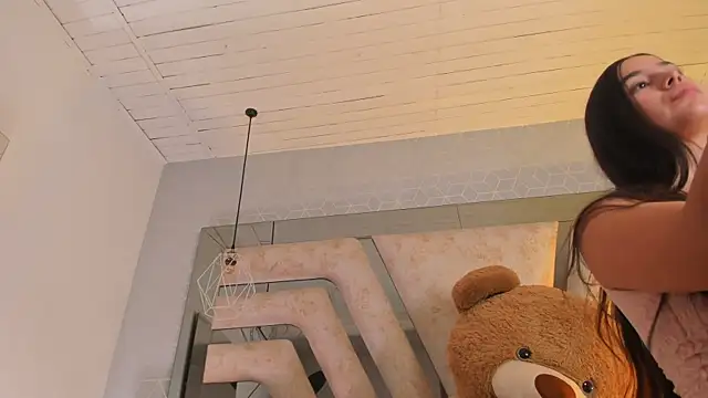 AuroraFlowers online show from 03-20-26, 07:26