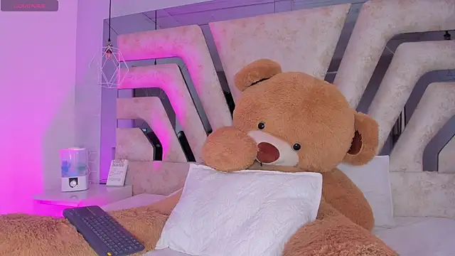 AuroraFlowers online show from 03-31-26, 07:27