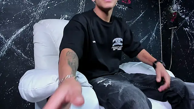 DylanRoyce  online show from 03-03-26, 12:34