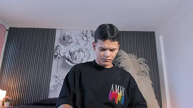 DylanRoyce  online show from 03-22-26, 12:50