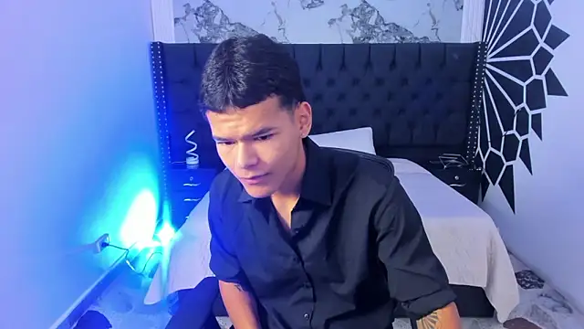 DylanRoyce  online show from 03-04-26, 11:40