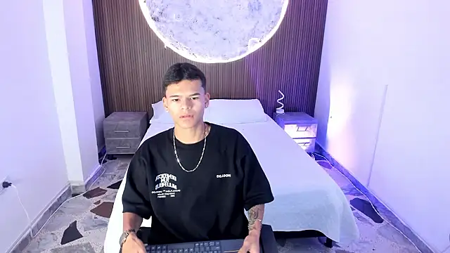 DylanRoyce  online show from 03-08-26, 12:41