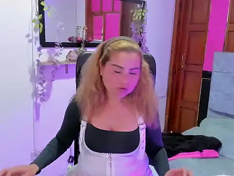 Julieta star  online show from 03-27-26, 07:04