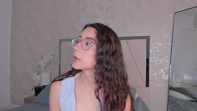 Arii wilde online show from 04-07-26, 12:51