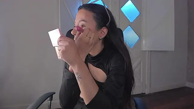 Arii wilde online show from 03-25-26, 12:37