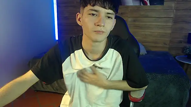 trevor mob online show from 04-08-26, 07:26