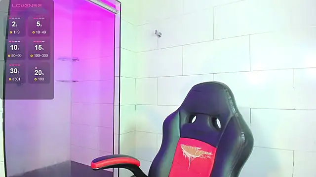 Gema Jones  online show from 04-10-26, 07:32