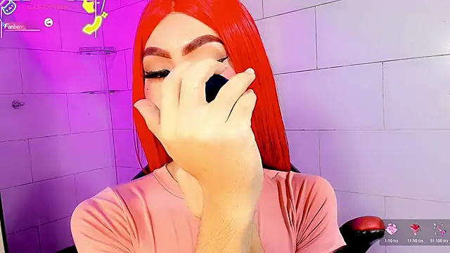 Snapshot of Gema_Jones_ chatting on 05-18-26, 07:40 Gema Jones online show from 05-18-26, 07:40