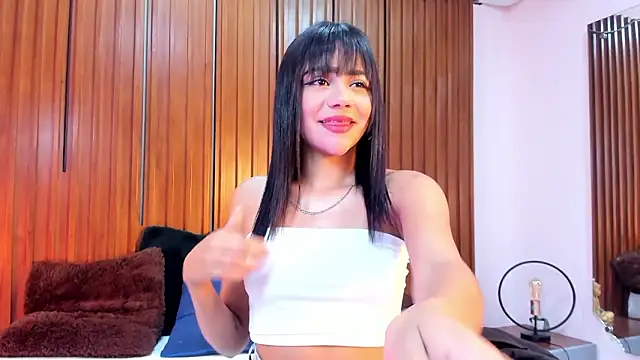 Laila-Miller online show from 03-19-26, 03:17