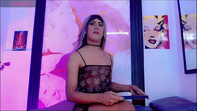 Emma Boms online show from 04-07-26, 11:45