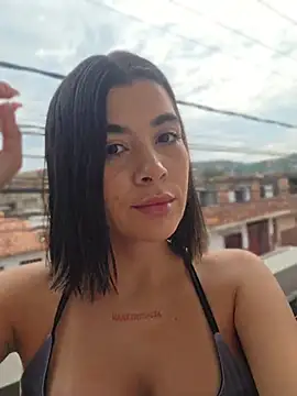 Sweetnahoxxx online show from 04-10-26, 09:44