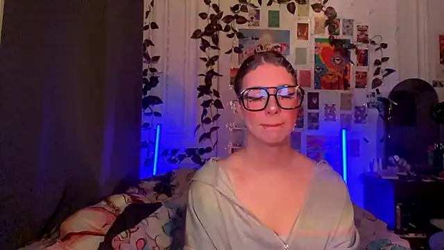 moonvampiq online show from 02-27-26, 08:08