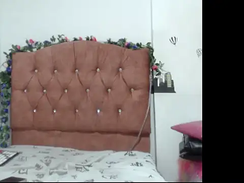 Snapshot of samanta_rosse20 chatting on 07-21-26, 04:03 samanta rosse20 online show from 07-21-26, 04:03